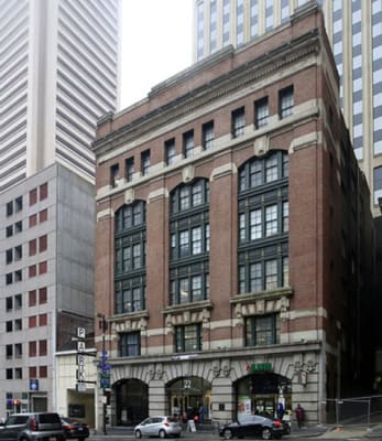 22 Light Apartments property